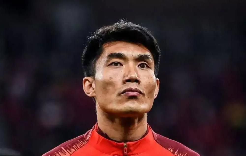 马丁代表了秩序中的定点，逃不出私人欲望、私人利益和私人情感，无法理解和关注任何超越私人利益的真理和信仰。